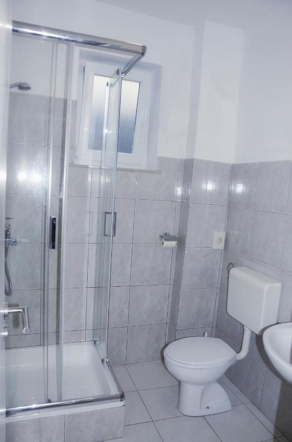 Apartman Rocan 弗尔萨尔 外观 照片