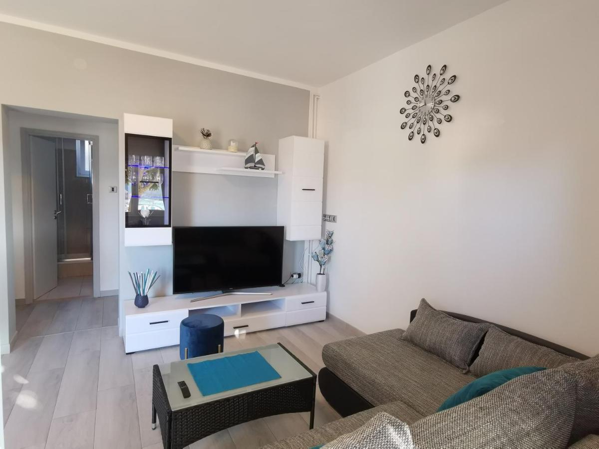 Apartman Rocan 弗尔萨尔 外观 照片