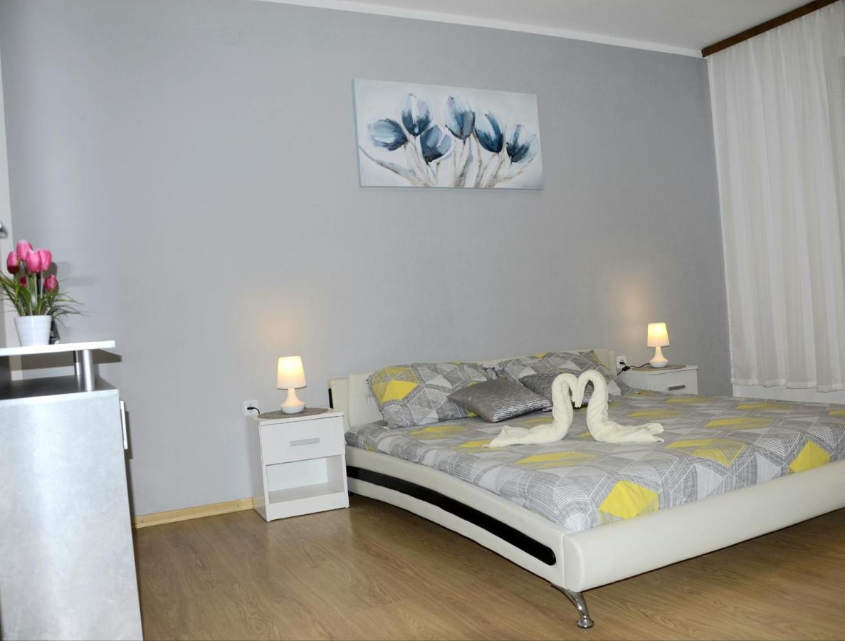 Apartman Rocan 弗尔萨尔 外观 照片