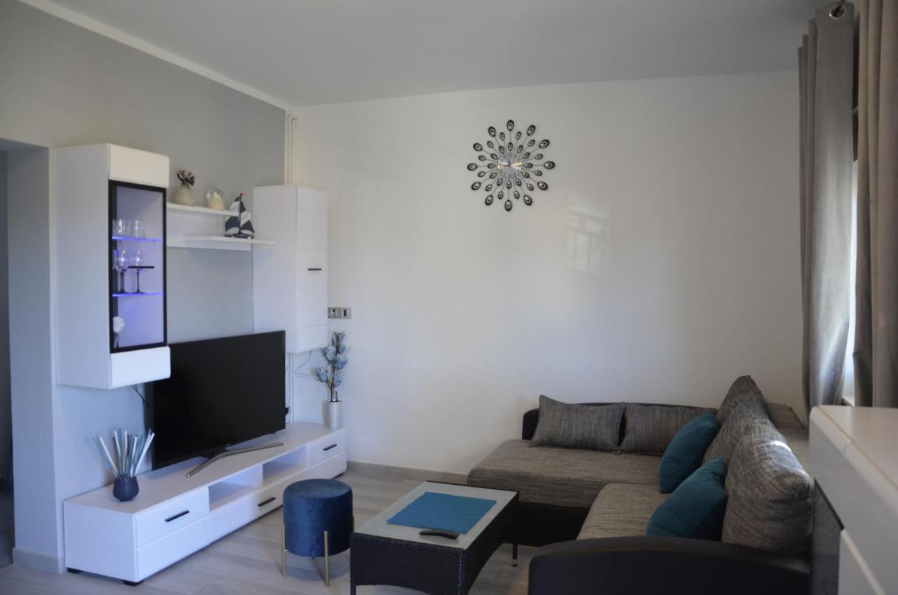 Apartman Rocan 弗尔萨尔 外观 照片