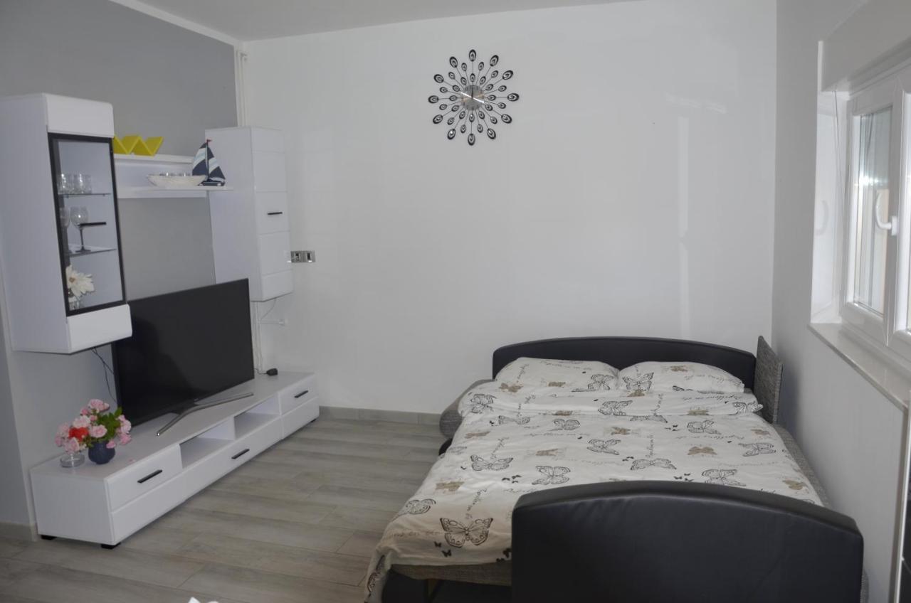 Apartman Rocan 弗尔萨尔 外观 照片