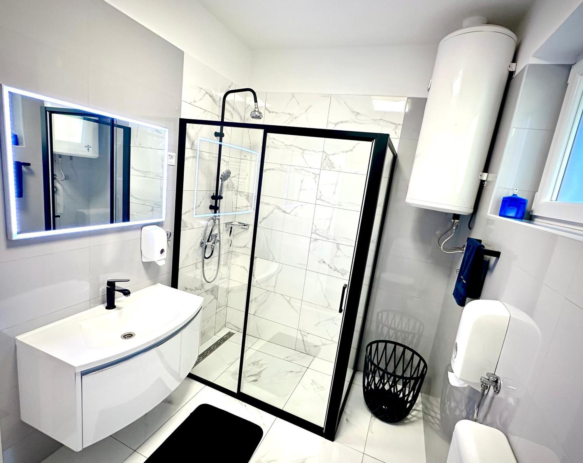 Apartman Rocan 弗尔萨尔 外观 照片